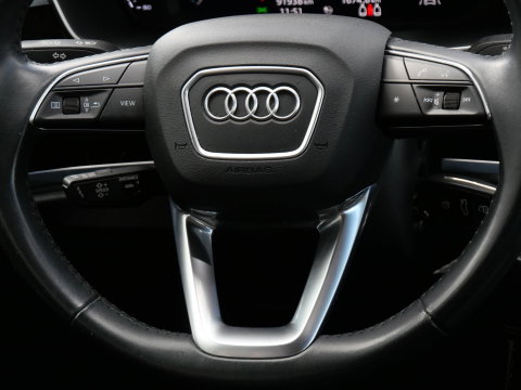 Audi Q3 35TFSi BUSINESS ED/ ADAPTIVE CRUISE/ CARPLAY/ STOELVERWARMING