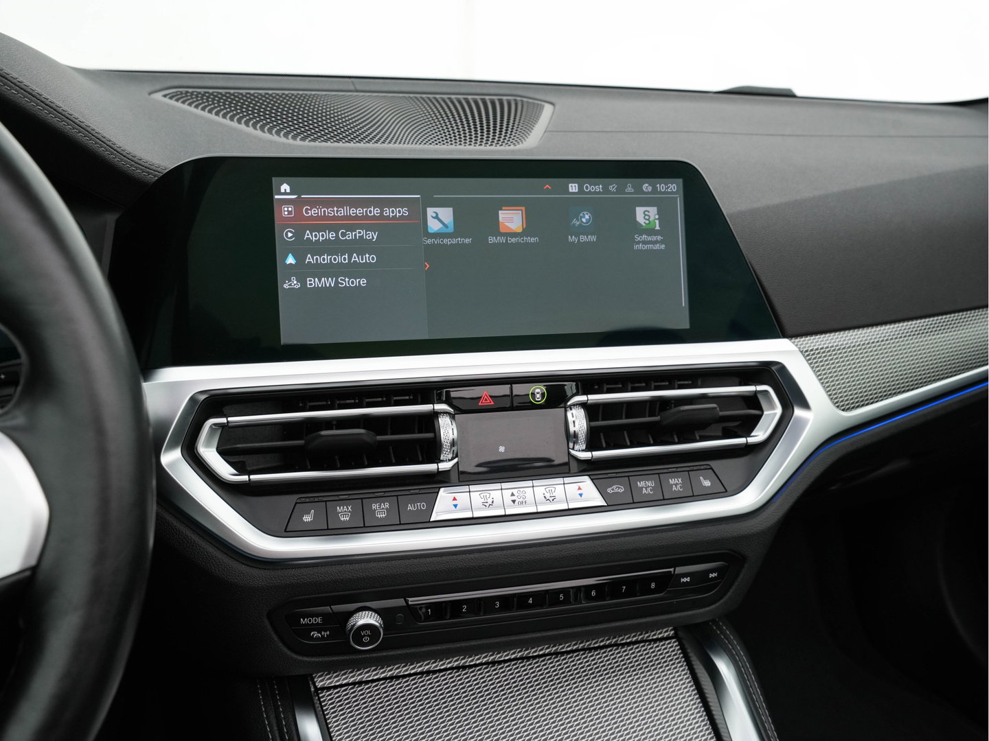 BMW 4 Serie Cabrio M440i xDrive High Executive (INCL-BTW) *LEATHER | LASER-LED | MEMORY-PACK | DIGI-COCKPIT | KEYLESS | HIFI-SOUND | SHIFTPADDLES | CAMERA | DAB | NAVI-FULLMAP | AMBIENTLIGHT | HEAD-UP | TOWBAR | 19''ALU*