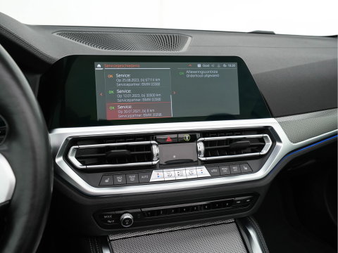 BMW 4 Serie Cabrio M440i xDrive High Executive (INCL-BTW) *LEATHER | LASER-LED | MEMORY-PACK | DIGI-COCKPIT | KEYLESS | HIFI-SOUND | SHIFTPADDLES | CAMERA | DAB | NAVI-FULLMAP | AMBIENTLIGHT | HEAD-UP | TOWBAR | 19''ALU*