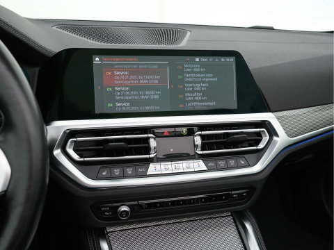 BMW 4 Serie Cabrio M440i xDrive High Executive (INCL-BTW) *LEATHER | LASER-LED | MEMORY-PACK | DIGI-COCKPIT | KEYLESS | HIFI-SOUND | SHIFTPADDLES | CAMERA | DAB | NAVI-FULLMAP | AMBIENTLIGHT | HEAD-UP | TOWBAR | 19''ALU*