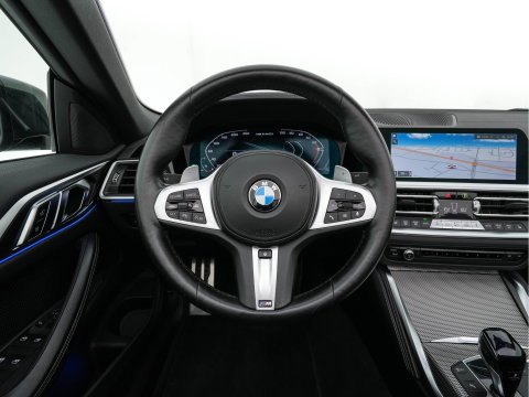 BMW 4 Serie Cabrio M440i xDrive High Executive (INCL-BTW) *LEATHER | LASER-LED | MEMORY-PACK | DIGI-COCKPIT | KEYLESS | HIFI-SOUND | SHIFTPADDLES | CAMERA | DAB | NAVI-FULLMAP | AMBIENTLIGHT | HEAD-UP | TOWBAR | 19''ALU*