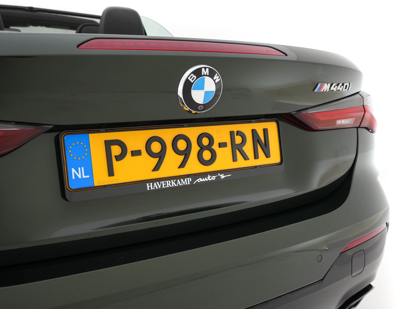 BMW 4 Serie Cabrio M440i xDrive High Executive (INCL-BTW) *LEATHER | LASER-LED | MEMORY-PACK | DIGI-COCKPIT | KEYLESS | HIFI-SOUND | SHIFTPADDLES | CAMERA | DAB | NAVI-FULLMAP | AMBIENTLIGHT | HEAD-UP | TOWBAR | 19''ALU*
