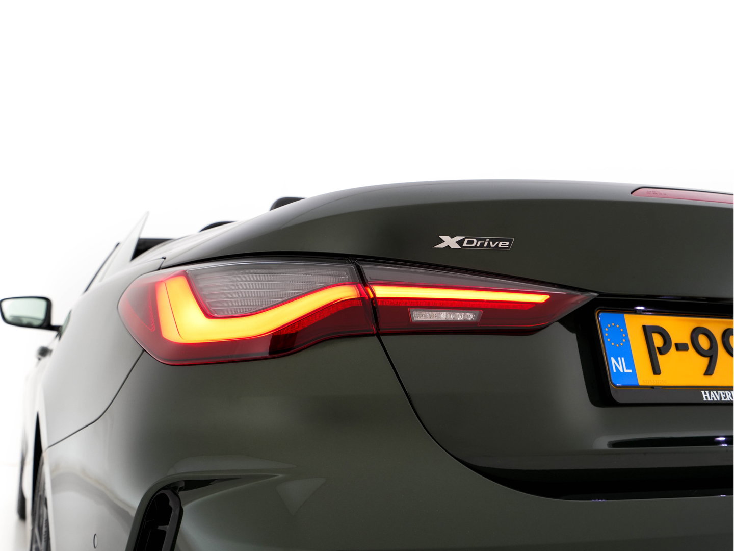 BMW 4 Serie Cabrio M440i xDrive High Executive (INCL-BTW) *LEATHER | LASER-LED | MEMORY-PACK | DIGI-COCKPIT | KEYLESS | HIFI-SOUND | SHIFTPADDLES | CAMERA | DAB | NAVI-FULLMAP | AMBIENTLIGHT | HEAD-UP | TOWBAR | 19''ALU*