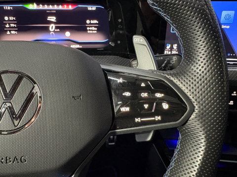 Volkswagen Golf 2.0 TSI R 4Motion