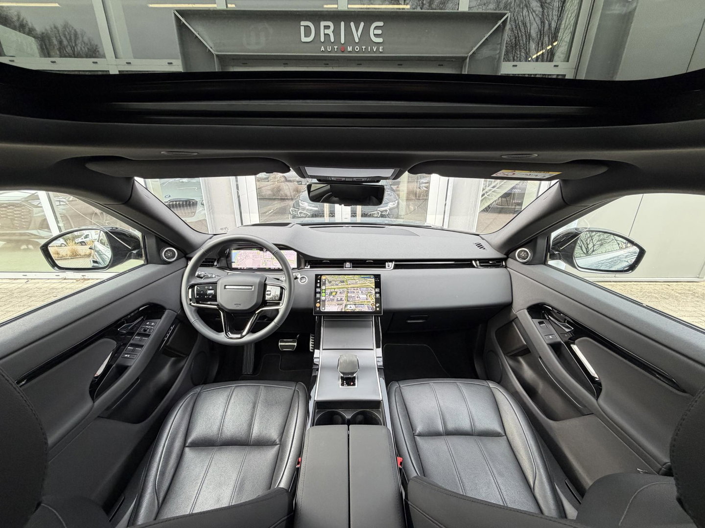 Land Rover Range Rover Evoque 1.5 P300e PHEV AWD R-Dynamic SE FACELIFT|Schuif/kantel|Meridian|360Cam|HUD|Winterpakket|