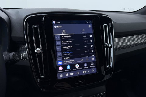 Volvo EX40 Single Motor Extended Range Plus | 82 kWh | Harman/Kardon | ACC | 360° Camera | Warmtepomp | Keyless | Stoel+Stuurverwarming | 19 inch