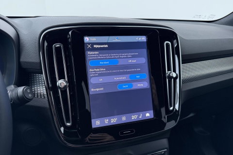 Volvo EX40 Single Motor Extended Range Plus | 82 kWh | Harman/Kardon | ACC | 360° Camera | Warmtepomp | Keyless | Stoel+Stuurverwarming | 19 inch