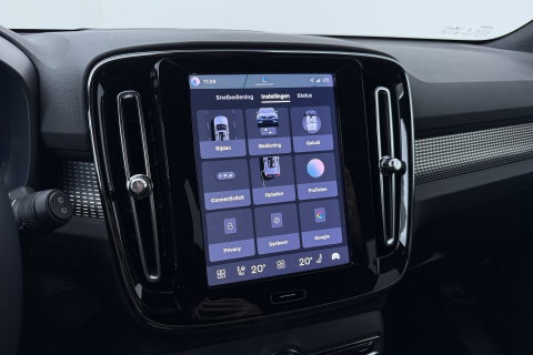 Volvo EX40 Single Motor Extended Range Plus | 82 kWh | Harman/Kardon | ACC | 360° Camera | Warmtepomp | Keyless | Stoel+Stuurverwarming | 19 inch