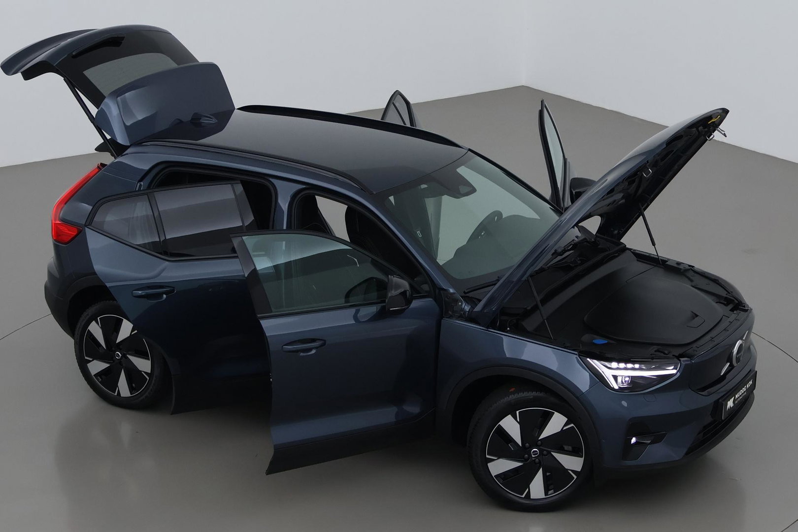 Volvo EX40 Single Motor Extended Range Plus | 82 kWh | Harman/Kardon | ACC | 360° Camera | Warmtepomp | Keyless | Stoel+Stuurverwarming | 19 inch