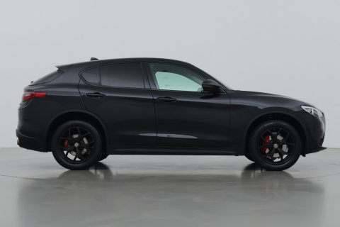 Alfa Romeo Stelvio 2.0T AWD Super | ACC | Elektrische Stoelen+Memory | Stoel+Stuurverwarming | Camera | Dodehoekdetectie | Elektrische Achterklep | Leder