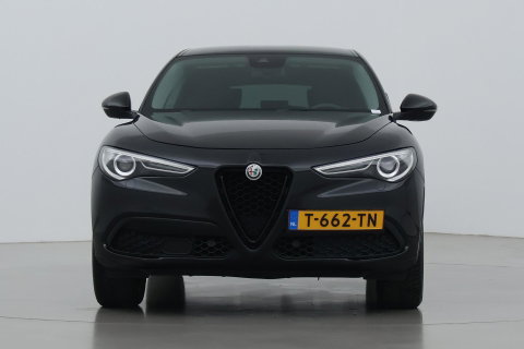 Alfa Romeo Stelvio 2.0T AWD Super | ACC | Elektrische Stoelen+Memory | Stoel+Stuurverwarming | Camera | Dodehoekdetectie | Elektrische Achterklep | Leder