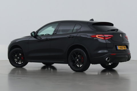 Alfa Romeo Stelvio 2.0T AWD Super | ACC | Elektrische Stoelen+Memory | Stoel+Stuurverwarming | Camera | Dodehoekdetectie | Elektrische Achterklep | Leder