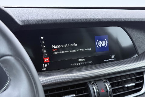Alfa Romeo Stelvio 2.0T AWD Super | ACC | Elektrische Stoelen+Memory | Stoel+Stuurverwarming | Camera | Dodehoekdetectie | Elektrische Achterklep | Leder