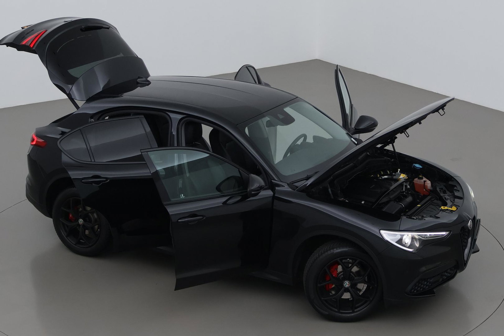 Alfa Romeo Stelvio 2.0T AWD Super | ACC | Elektrische Stoelen+Memory | Stoel+Stuurverwarming | Camera | Dodehoekdetectie | Elektrische Achterklep | Leder
