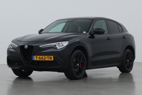 Alfa Romeo Stelvio 2.0T AWD Super | ACC | Elektrische Stoelen+Memory | Stoel+Stuurverwarming | Camera | Dodehoekdetectie | Elektrische Achterklep | Leder