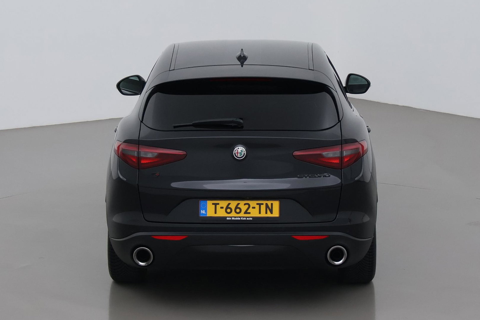 Alfa Romeo Stelvio 2.0T AWD Super | ACC | Elektrische Stoelen+Memory | Stoel+Stuurverwarming | Camera | Dodehoekdetectie | Elektrische Achterklep | Leder