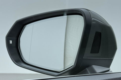 Audi Q3 40 TFSI Quattro Business Edition | Panoramadak | 360° Camera | Keyless | BLIS | Elektrische Stoelen | Stoel+Stuurverwarming | ACC