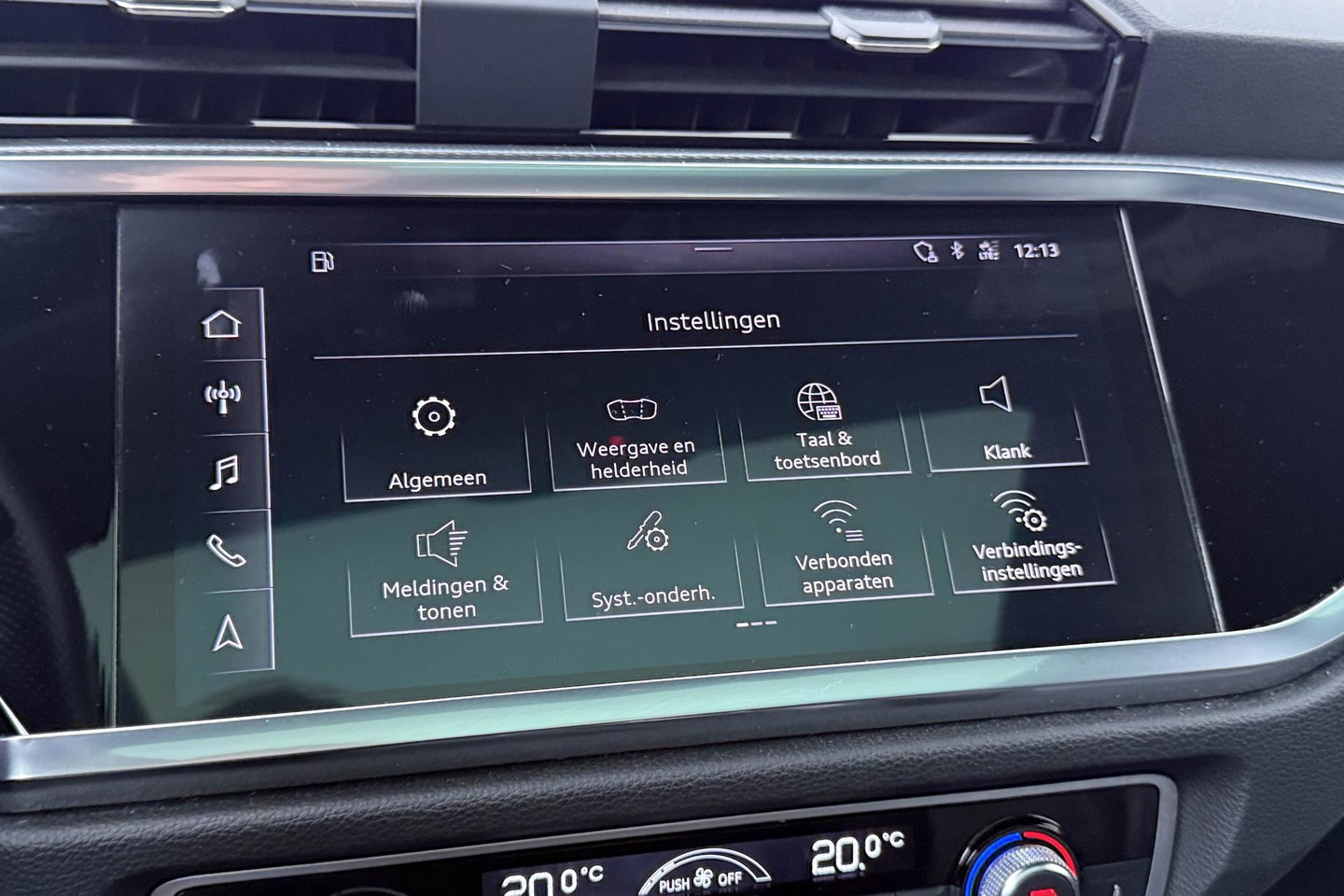 Audi Q3 40 TFSI Quattro Business Edition | Panoramadak | 360° Camera | Keyless | BLIS | Elektrische Stoelen | Stoel+Stuurverwarming | ACC