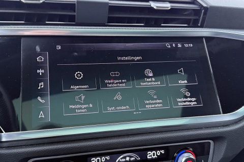 Audi Q3 40 TFSI Quattro Business Edition | Panoramadak | 360° Camera | Keyless | BLIS | Elektrische Stoelen | Stoel+Stuurverwarming | ACC