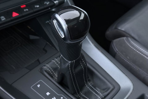 Audi Q3 40 TFSI Quattro Business Edition | Panoramadak | 360° Camera | Keyless | BLIS | Elektrische Stoelen | Stoel+Stuurverwarming | ACC