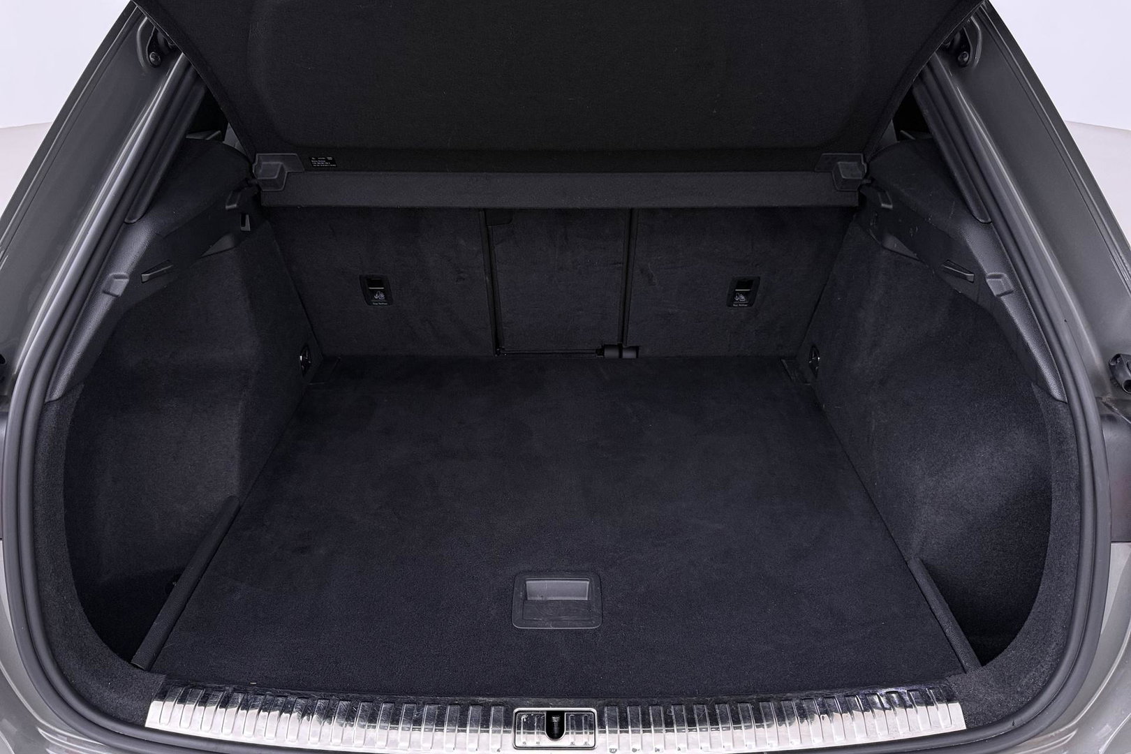 Audi Q3 40 TFSI Quattro Business Edition | Panoramadak | 360° Camera | Keyless | BLIS | Elektrische Stoelen | Stoel+Stuurverwarming | ACC