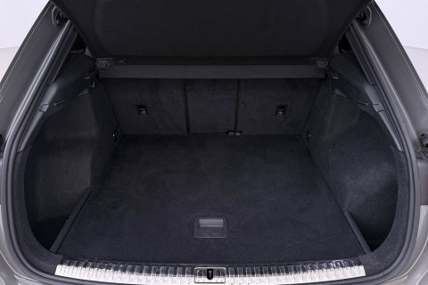 Audi Q3 40 TFSI Quattro Business Edition | Panoramadak | 360° Camera | Keyless | BLIS | Elektrische Stoelen | Stoel+Stuurverwarming | ACC