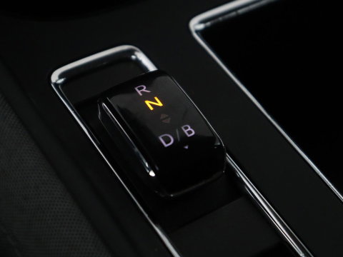 Škoda Enyaq iV 60 | SOH 93,0% | Half leder | Cruise control | Carplay | Climate control | Lane assist | Park assist | Trekhaak | Sfeerverlichting | Navigatie | Bluetooth