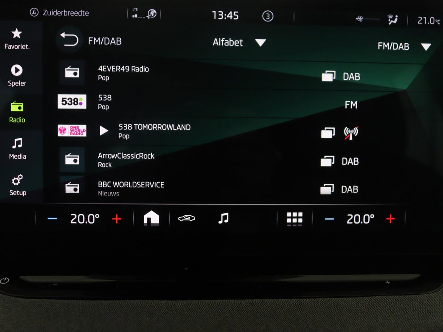 Škoda Enyaq iV 60 | SOH 93,0% | Half leder | Cruise control | Carplay | Climate control | Lane assist | Park assist | Trekhaak | Sfeerverlichting | Navigatie | Bluetooth