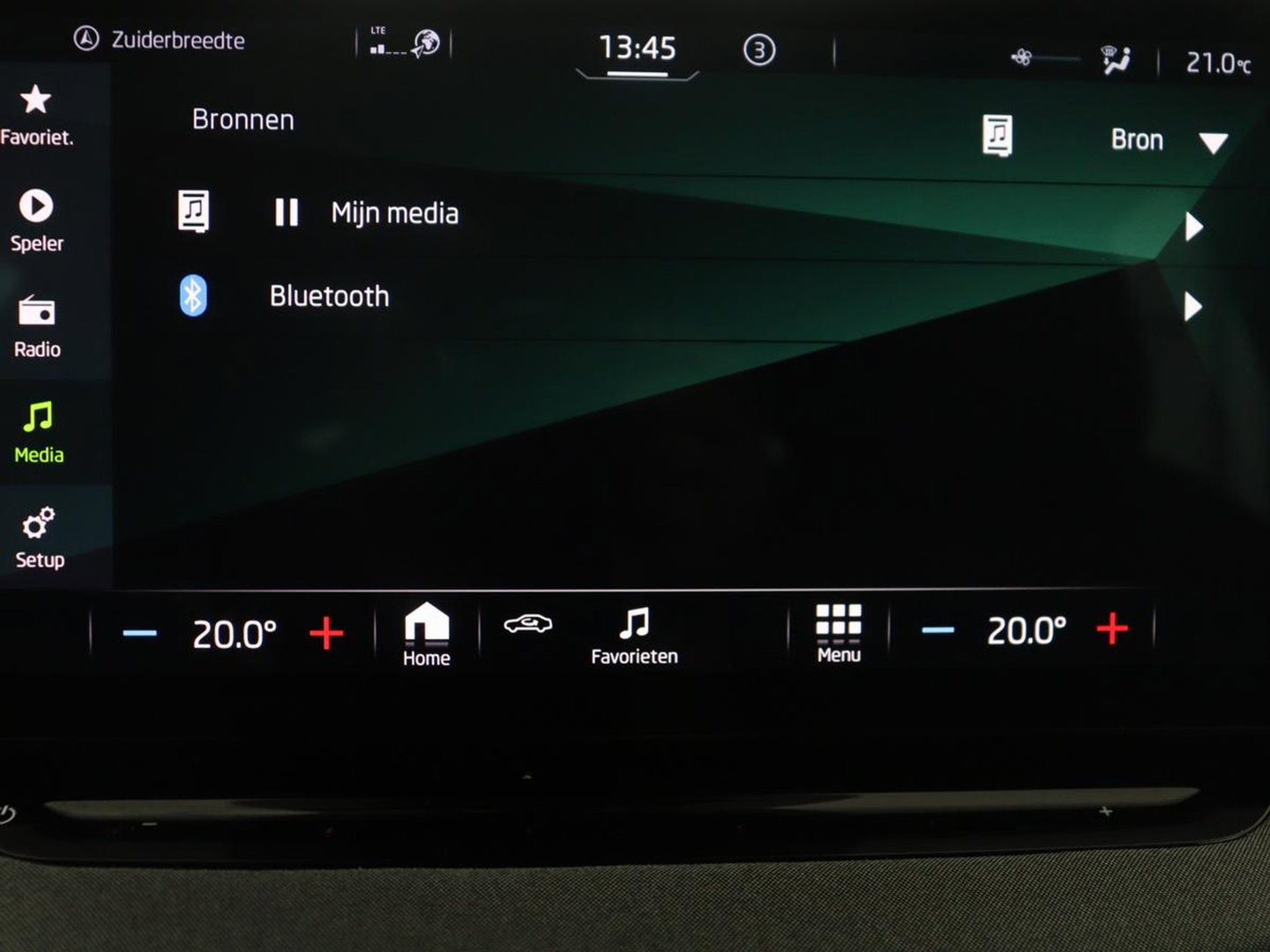Škoda Enyaq iV 60 | SOH 93,0% | Half leder | Cruise control | Carplay | Climate control | Lane assist | Park assist | Trekhaak | Sfeerverlichting | Navigatie | Bluetooth