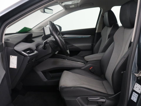 Škoda Enyaq iV 60 | SOH 93,0% | Half leder | Cruise control | Carplay | Climate control | Lane assist | Park assist | Trekhaak | Sfeerverlichting | Navigatie | Bluetooth