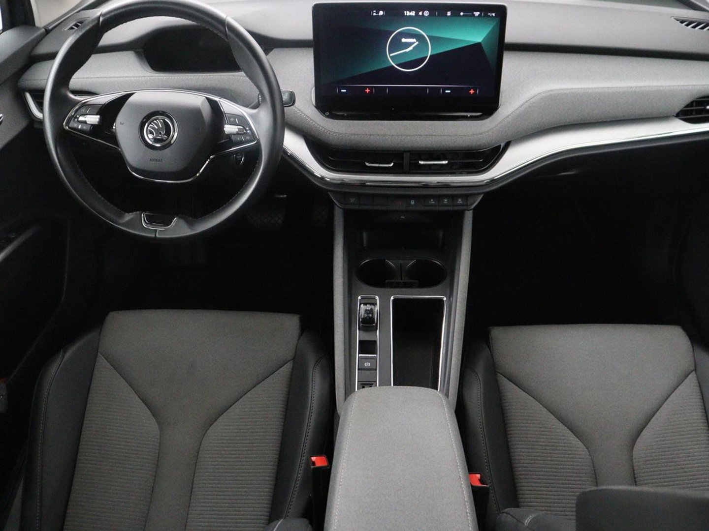 Škoda Enyaq iV 60 | SOH 93,0% | Half leder | Cruise control | Carplay | Climate control | Lane assist | Park assist | Trekhaak | Sfeerverlichting | Navigatie | Bluetooth
