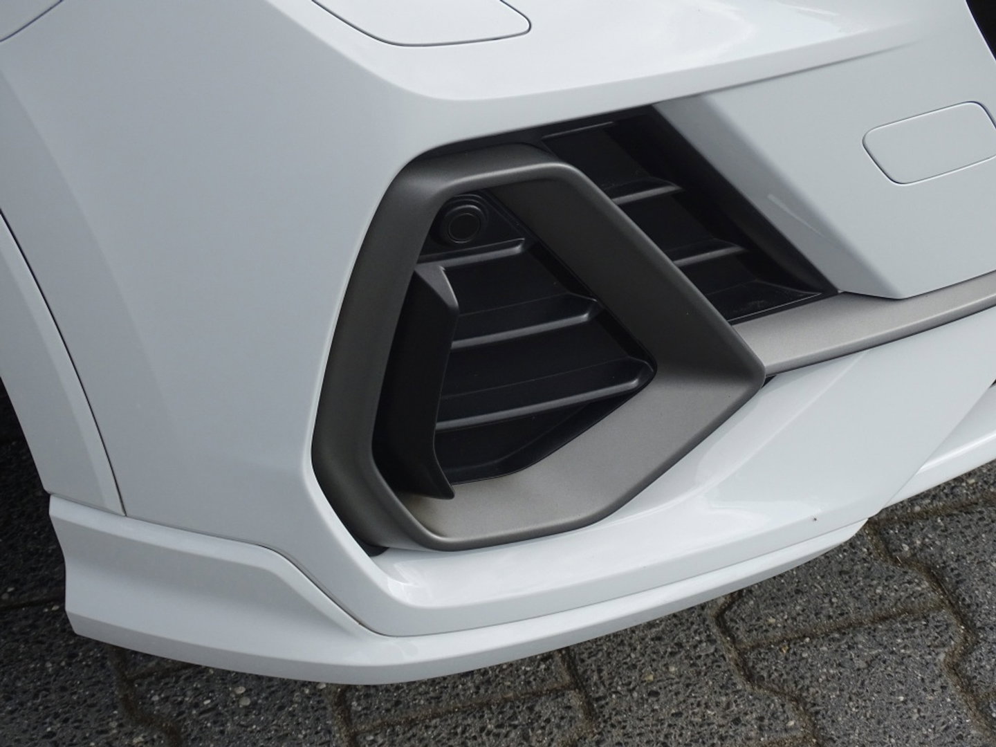 Audi Q3 35 TFSI 150pk/ S-line / 20"/ Matrix / Panorama dak