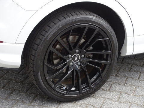 Audi Q3 35 TFSI 150pk/ S-line / 20"/ Matrix / Panorama dak