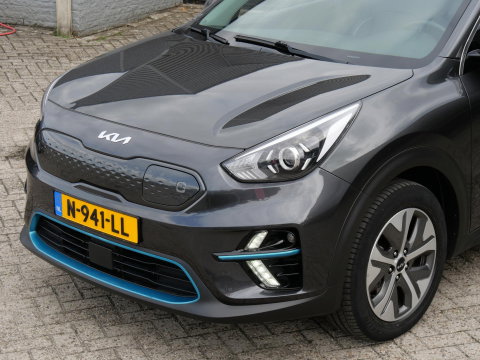 Kia e-Niro 64kWh EDITION/ SOH 99%/ NL-AUTO 1STE EIGENAAR