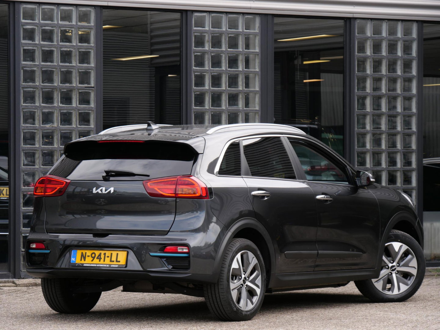 Kia e-Niro 64kWh EDITION/ SOH 99%/ NL-AUTO 1STE EIGENAAR