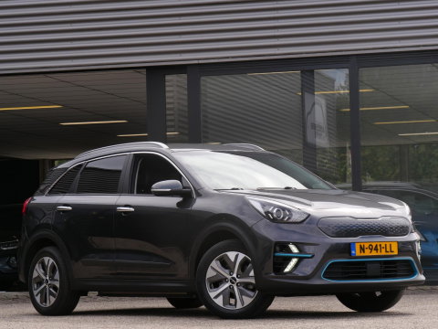 Kia e-Niro 64kWh EDITION/ SOH 99%/ NL-AUTO 1STE EIGENAAR