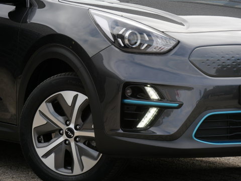 Kia e-Niro 64kWh EDITION/ SOH 99%/ NL-AUTO 1STE EIGENAAR