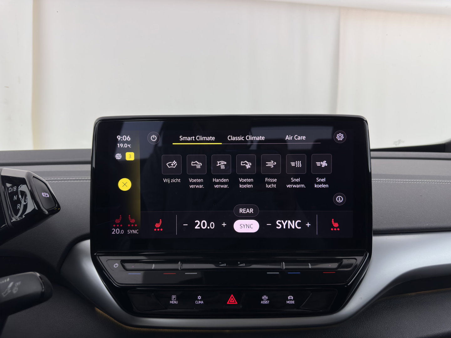 Volkswagen ID.5 Pro Business 77 kWh [3-Fase-11kW] {SoH-93%} (INCL.BTW) *HEAD-UP | LEATHER-FABRIC | FULL-LED | ADAPTIE-CRUISE |  DIGI-COCKPIT | HEATED-COMFORTSEATS | KEYLESS | DAB+ | AMBIENT-LIGHT | NAVI-FULLMAP | CAMERA | TOWBAR | 19''ALU*