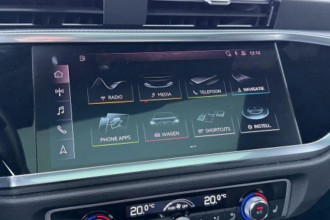 Audi Q3 40 TFSI Quattro Business Edition | Panoramadak | 360° Camera | Keyless | BLIS | Elektrische Stoelen | Stoel+Stuurverwarming | ACC