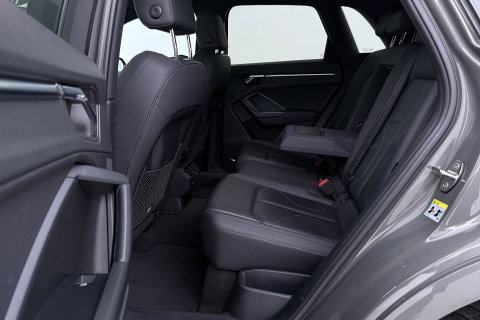 Audi Q3 40 TFSI Quattro Business Edition | Panoramadak | 360° Camera | Keyless | BLIS | Elektrische Stoelen | Stoel+Stuurverwarming | ACC