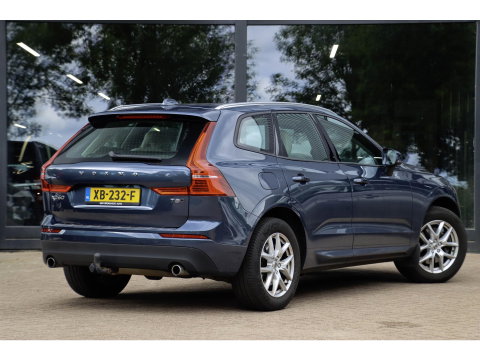 Volvo XC60 2.0 T5 AWD Momentum 250pk | Leder + Trekhaak