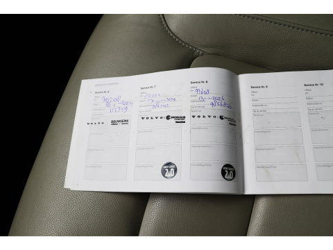 Volvo XC60 2.0 T5 AWD Momentum 250pk | Leder + Trekhaak