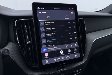 Volvo XC60 T6 Plus Black Edition | Harman/Kardon | Pilot Assist | Panoramadak | 360° Camera | Head-Up | Stoel+Stuurverwarming | 21 Inch