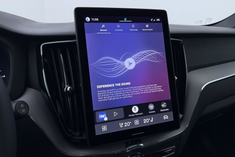 Volvo XC60 T6 Plus Black Edition | Harman/Kardon | Pilot Assist | Panoramadak | 360° Camera | Head-Up | Stoel+Stuurverwarming | 21 Inch