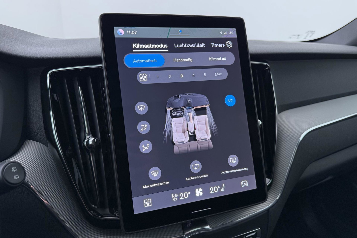 Volvo XC60 T6 Plus Black Edition | Harman/Kardon | Pilot Assist | Panoramadak | 360° Camera | Head-Up | Stoel+Stuurverwarming | 21 Inch