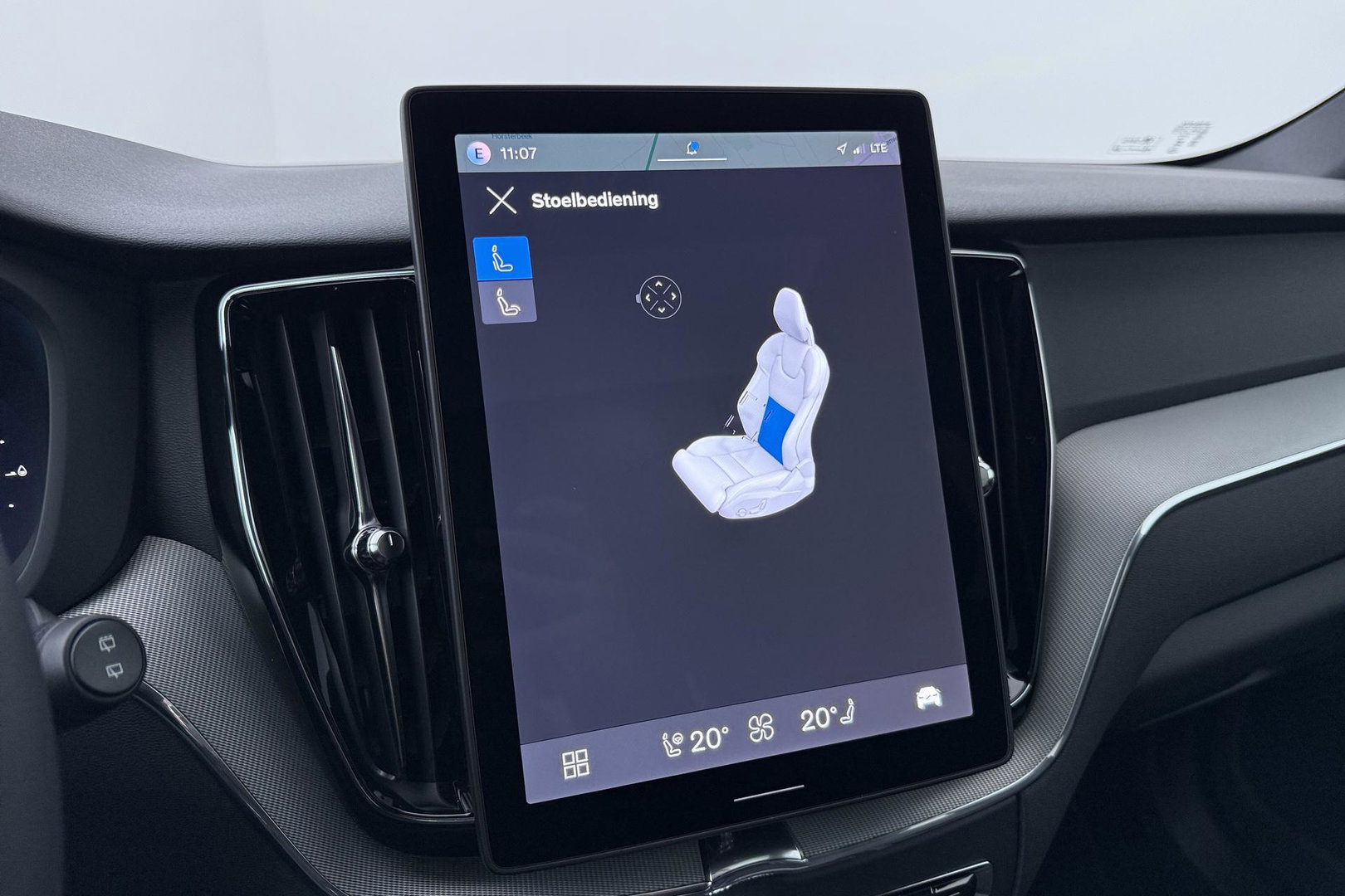 Volvo XC60 T6 Plus Black Edition | Harman/Kardon | Pilot Assist | Panoramadak | 360° Camera | Head-Up | Stoel+Stuurverwarming | 21 Inch