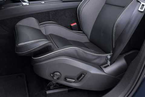 Volvo XC60 T6 Plus Black Edition | Harman/Kardon | Pilot Assist | Panoramadak | 360° Camera | Head-Up | Stoel+Stuurverwarming | 21 Inch
