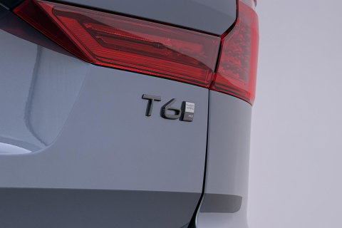 Volvo XC60 T6 Plus Black Edition | Harman/Kardon | Pilot Assist | Panoramadak | 360° Camera | Head-Up | Stoel+Stuurverwarming | 21 Inch