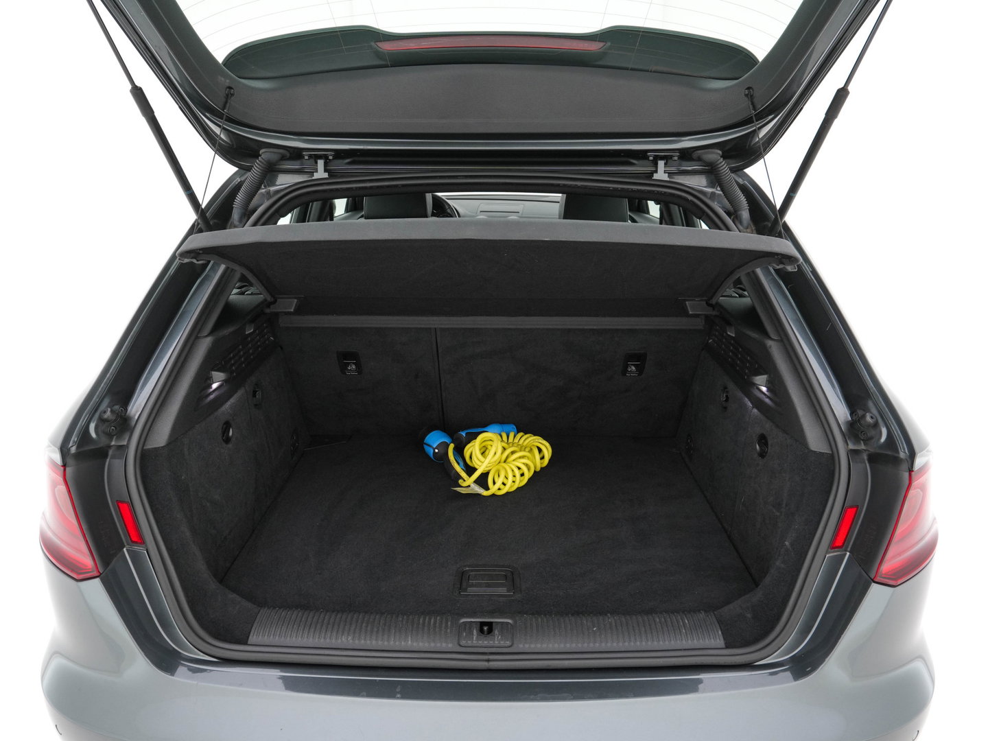 Audi A3 Sportback 1.4 e-tron S-Line Ambition Pro Line plus (Plug-In) Aut. *PANO | LEATHER-FABRIC | FULL-LED | HEATED-SPORTSEATS | KEYLESS | NAVI-FULLMAP | ECC | PDC | CRUISE | 18''ALU*