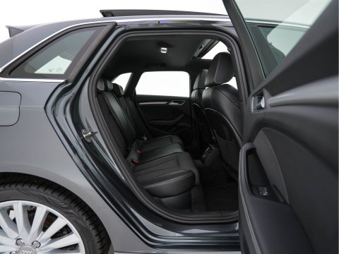 Audi A3 Sportback 1.4 e-tron S-Line Ambition Pro Line plus (Plug-In) Aut. *PANO | LEATHER-FABRIC | FULL-LED | HEATED-SPORTSEATS | KEYLESS | NAVI-FULLMAP | ECC | PDC | CRUISE | 18''ALU*